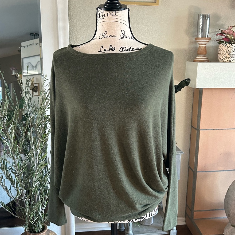 Alya Forest Green Knit Top